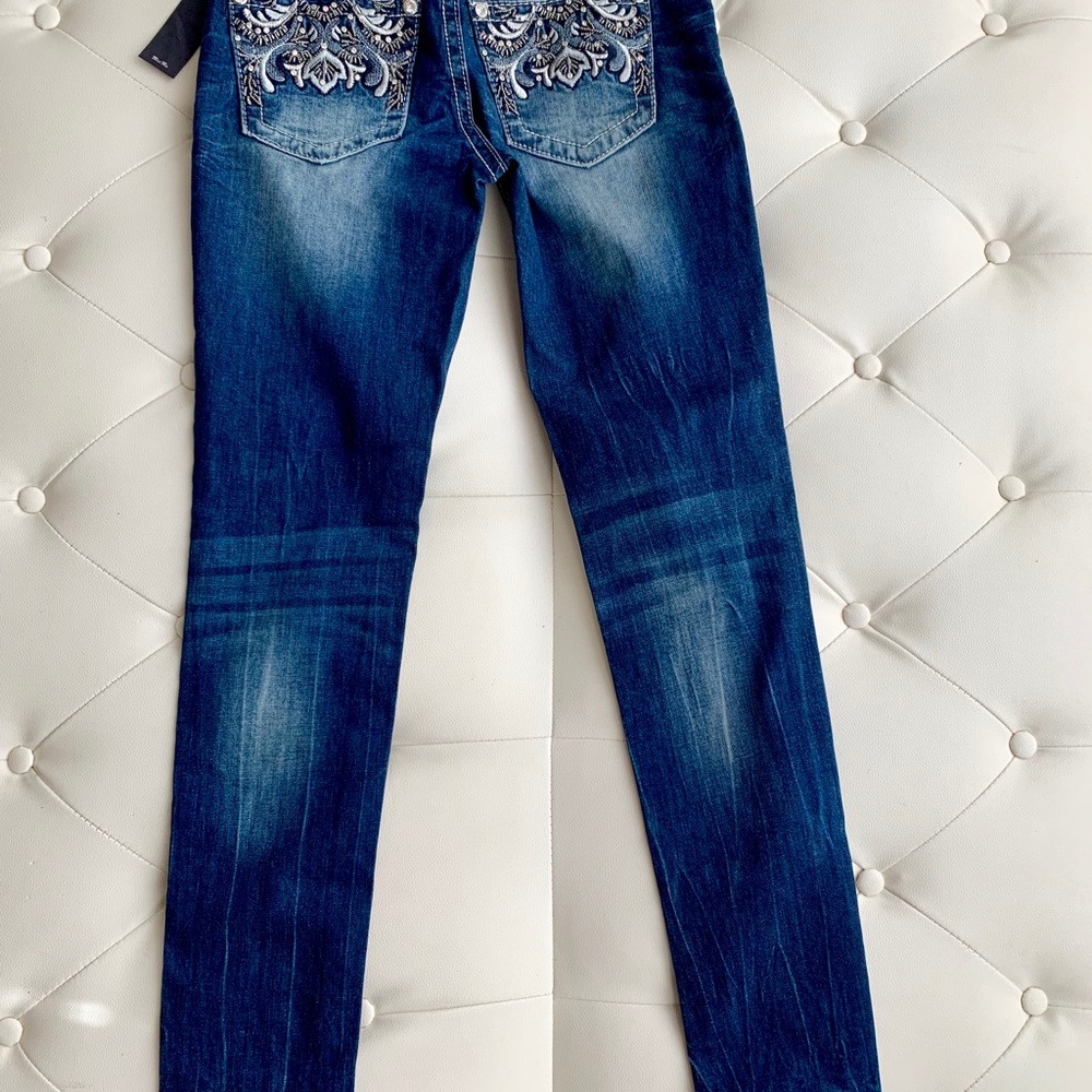NWT! New collection from Miss me skinny jeans - Picture 7 of 8